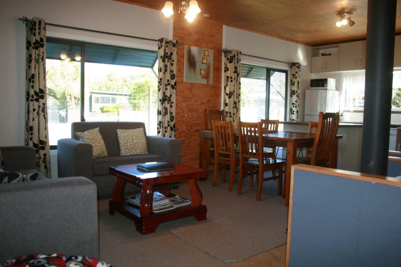 The Barn In Turangi Villa Ngoại thất bức ảnh